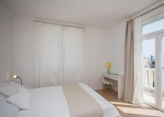 Rotondo-charming Few Steps From
