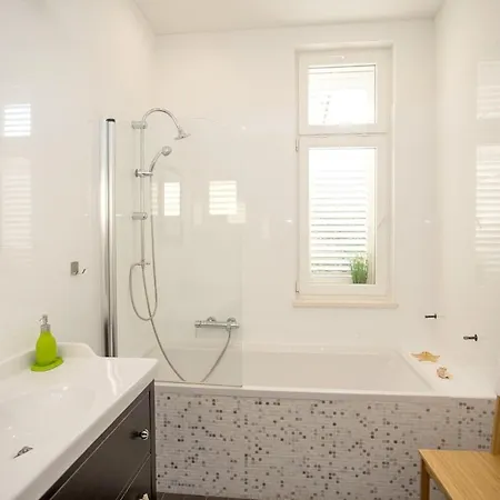 Rotondo-charming Few Steps From *