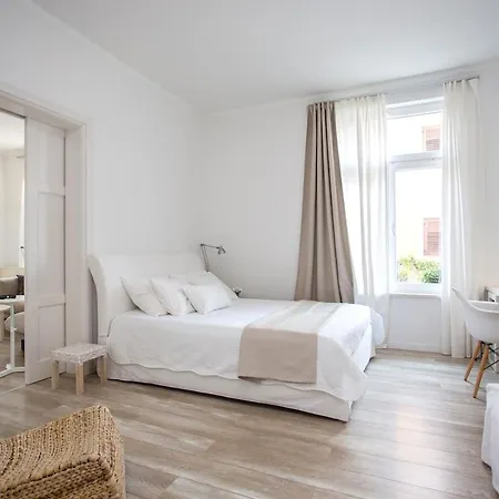 Villa Rotondo-charming Few Steps From Kaštela